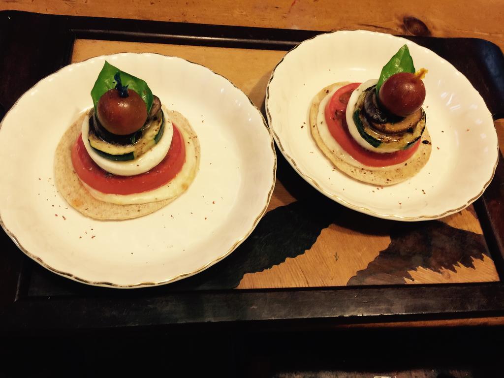 The Melange Inn เฮนเดอร์สันวิลล์ ภายนอก รูปภาพ